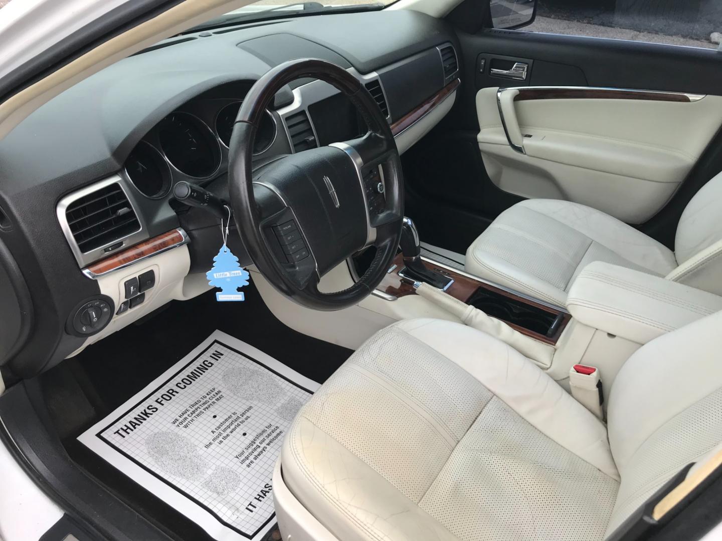 2011 White /Cream Lincoln MKZ (3LNHL2JC4BR) with an 3.5 V6 engine, Automatic transmission, located at 577 Chester Pike, Prospect Park, PA, 19076, (610) 237-1015, 39.886154, -75.302338 - Photo#9